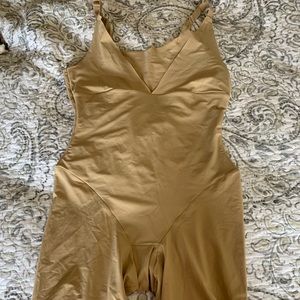 🎈🎉 REDUCED Shapewear